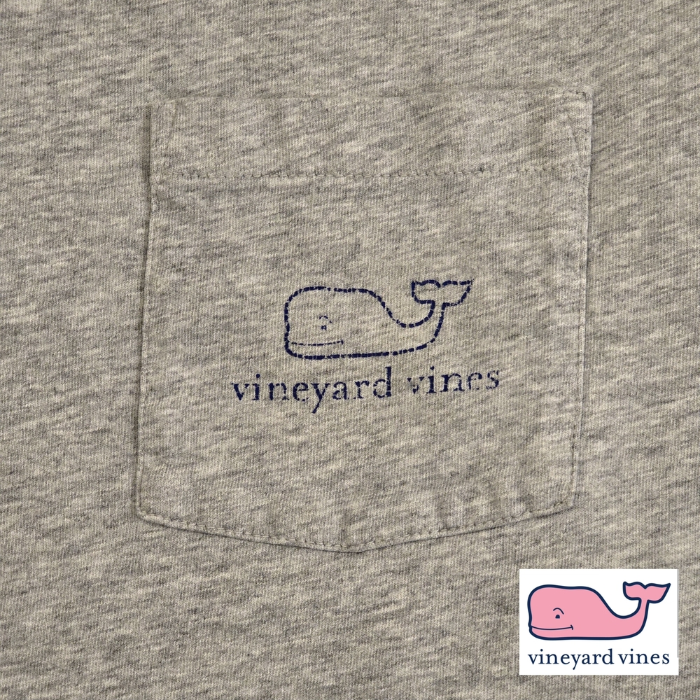 Vineyard Vines Mens XL Gray & Navy Whale Logo Longsleeve Tee w/ drawstring bag - Picture 3 of 9
